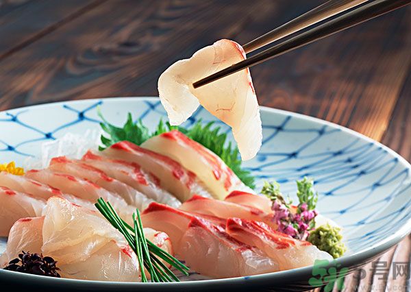 生魚片的做法是什么？如何自制生魚片？