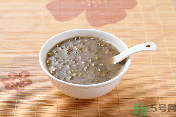 綠豆湯有什么功效？綠豆湯有什么禁忌？