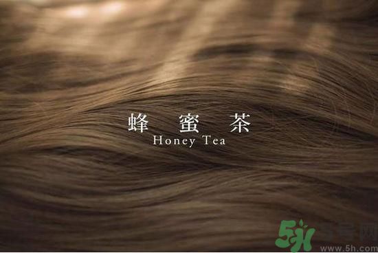 第一次自己染頭發(fā) 今年流行發(fā)色要怎么染？