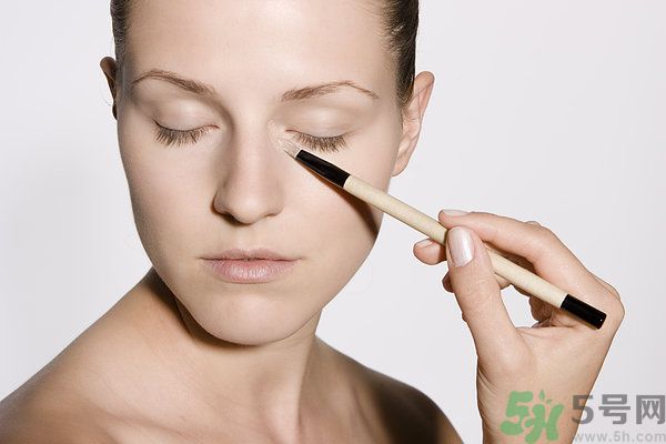 化妝刷如何使用效果好？化妝刷該怎么保養(yǎng)？