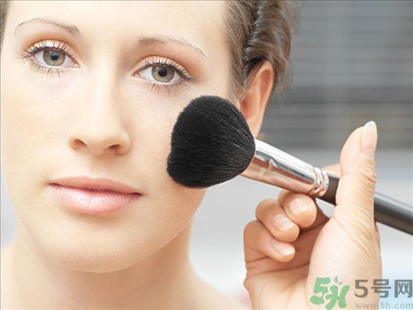 化妝刷如何使用效果好？化妝刷該怎么保養(yǎng)？