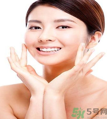 皮膚出油怎么辦？皮膚出油用什么面膜？