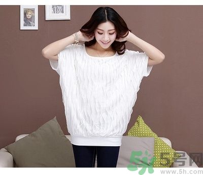 白衣服發(fā)黃要怎么清洗？白衣服發(fā)黃要怎么辦？