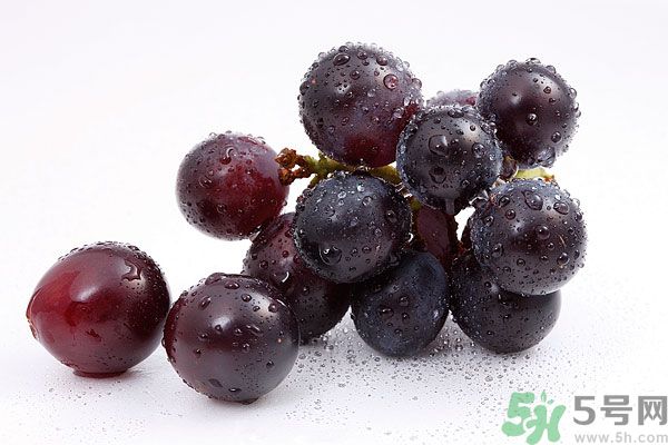 骨質(zhì)疏松能吃葡萄嗎？骨質(zhì)疏松吃葡萄好嗎？