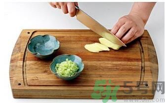 白切雞怎么入味？白切雞怎么做好吃？
