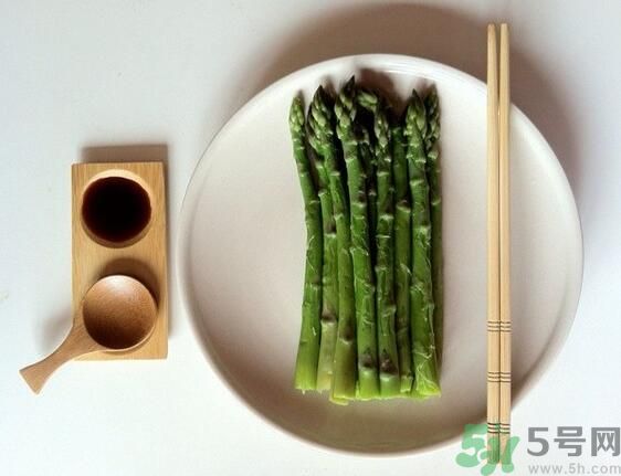 吃蘆筍有什么好處？蘆筍有什么營養(yǎng)價(jià)值？