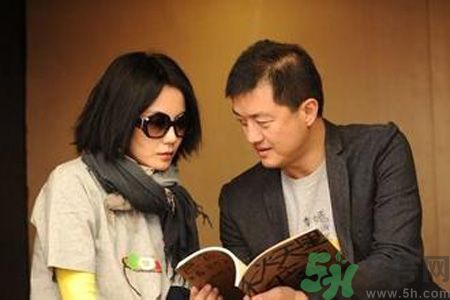 李亞鵬寫給王菲的情詩寫了什么？王菲和李亞鵬為什么離婚？