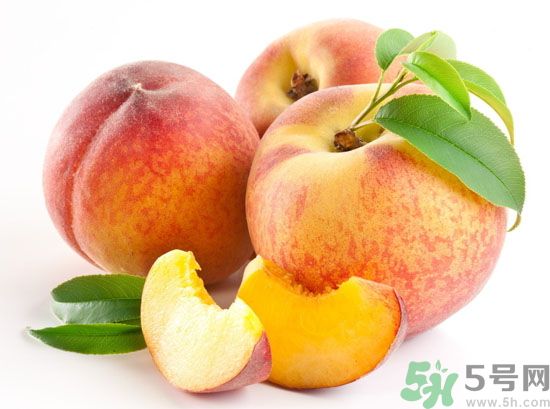 桃子吃多了容易便秘嗎？桃子吃多了會肚子疼嗎？