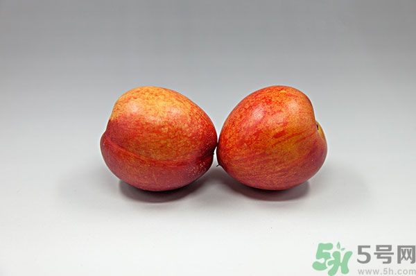 咳嗽能吃桃子嗎？咳嗽吃桃子好嗎？