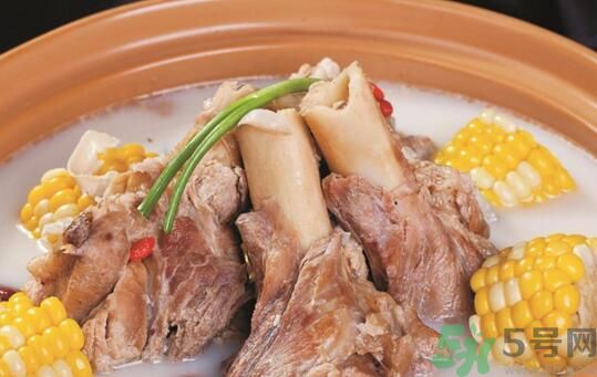 炒青菜為什么發(fā)黑？炒青菜發(fā)黑怎么辦？