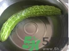 苦瓜泡水喝有什么好處？苦瓜泡水喝好嗎？