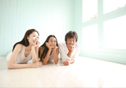 初二女孩內(nèi)褲上有分泌物正常嗎？?jī)?nèi)褲上的分泌物是什么？