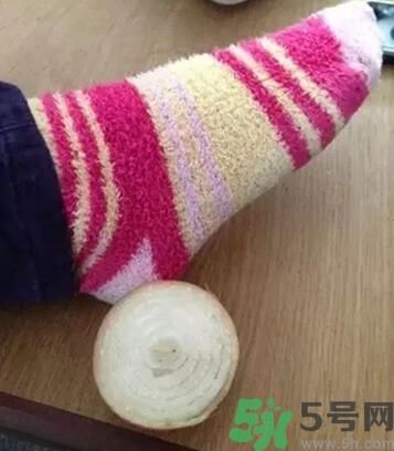 發(fā)燒可以吃洋蔥嗎？發(fā)燒能吃洋蔥嗎？