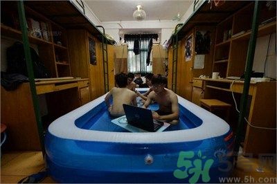廣西學(xué)生把宿舍灌成泳池是哪個(gè)學(xué)校？廣西學(xué)生把宿舍灌成泳池怎么回事？