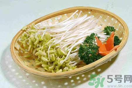 炒豆芽菜欠火候可以吃嗎？炒豆芽菜沒熟可以吃嗎？