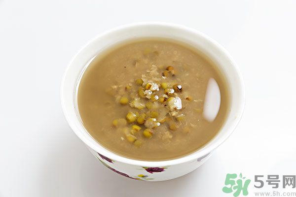 綠豆煮出來為什么是紅色的？怎么煮綠豆湯不發(fā)紅？