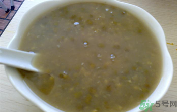 綠豆煮出來為什么是紅色的？怎么煮綠豆湯不發(fā)紅？
