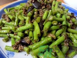 豆角沒(méi)熟可以吃嗎？吃沒(méi)熟的豆角會(huì)中毒嗎？