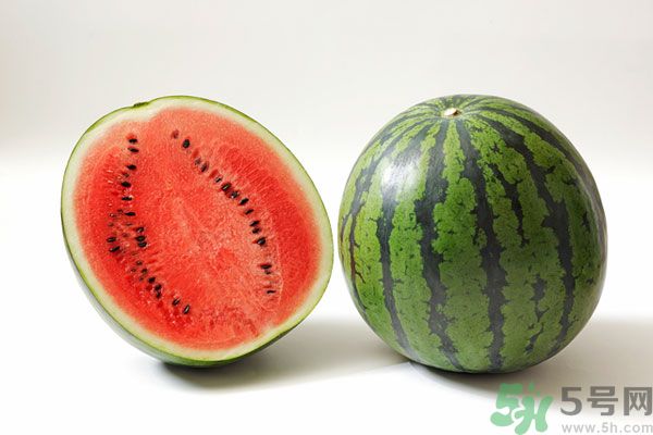 西瓜放冰箱可以放幾天？西瓜放冰箱隔夜能吃嗎？