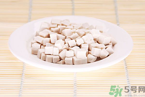 夏天吃茯苓好嗎？夏天吃茯苓有什么好處？