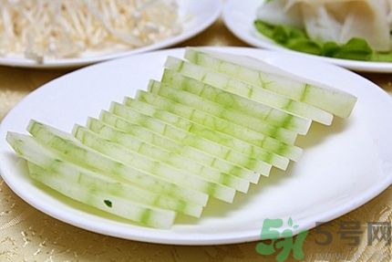 冬瓜和皮蛋一起吃能降火嗎？冬瓜能和皮蛋一起吃嗎？