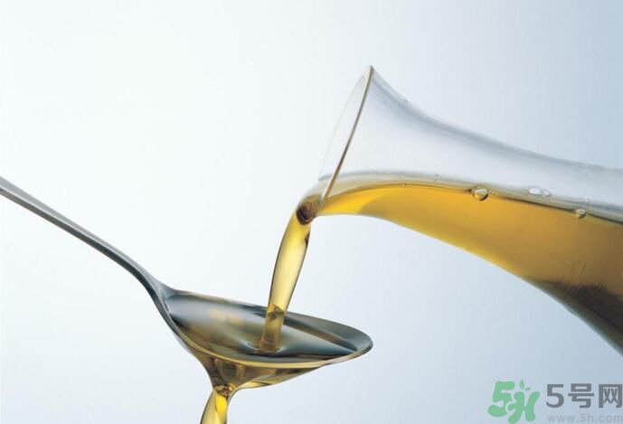 夏天吃橄欖油好還是調(diào)和油好？夏天吃橄欖油好嗎？