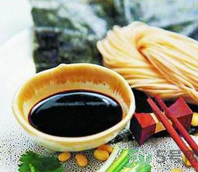 夏天醬油要不要放冰箱？醬油可不可以放冰箱？