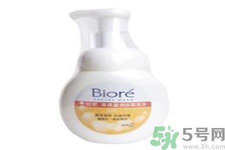 碧柔深層盈潤潔面泡沫適合什么膚質(zhì)？敏感膚質(zhì)可以用碧柔深層盈潤潔面泡沫嗎？