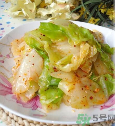 包菜可以生吃嗎？包菜可以涼拌嗎？