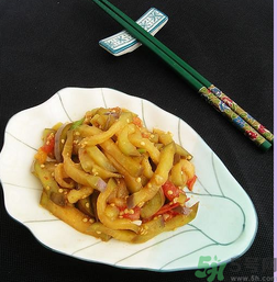 炒茄子發(fā)黑怎么辦？炒茄子怎么才能不發(fā)黑？