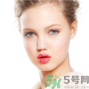 珂秀絲蜜炫色滋潤唇膏XS203是什么顏色？珂秀絲蜜炫色滋潤唇膏XS203好用嗎？