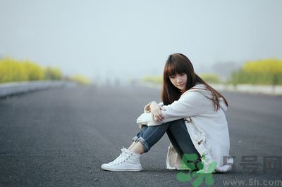 因太漂亮替考被發(fā)現(xiàn)是怎么回事？統(tǒng)考作弊會有什么懲罰？