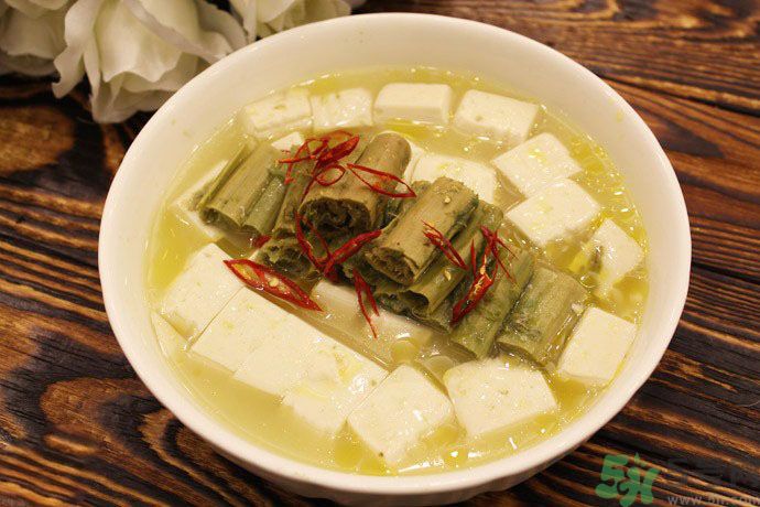 莧菜可以和豆腐一起吃嗎？莧菜能和豆腐一起吃嗎？