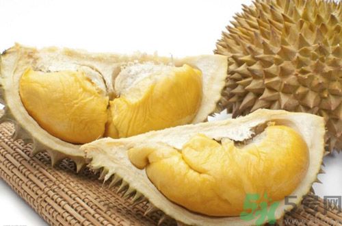 榴蓮可以和酸奶一起吃嗎？吃榴蓮可以喝酸奶嗎？