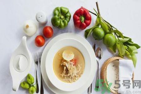 夏天吃什么養(yǎng)胃？夏天養(yǎng)胃要注意什么？