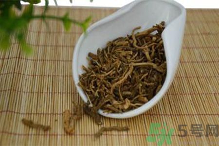 苦菜茶泡水為什么有鹽味？苦菜茶為什么是咸的？