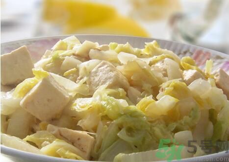 包菜可以和豆腐一起炒嗎？包菜能和豆腐一起吃嗎？