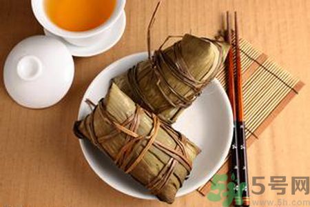包粽子要放多少堿？包粽子堿放多了怎么辦？