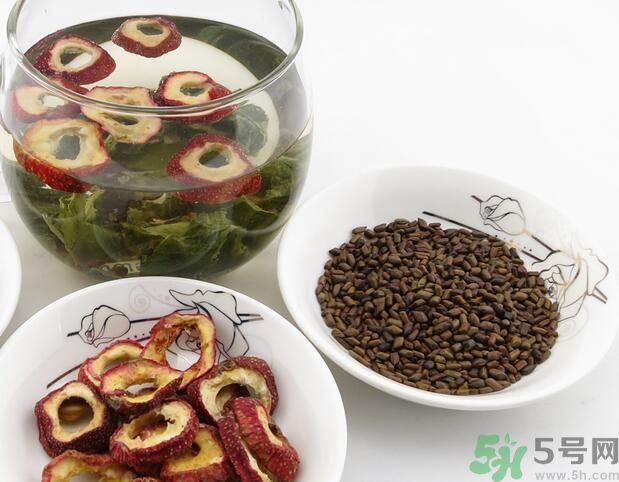 山楂決明子一起泡茶喝好嗎？山楂決明子一起泡茶有什么好處？