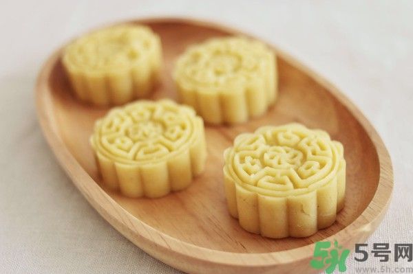 綠豆糕是熱性還是涼性？綠豆糕是涼性的嗎？