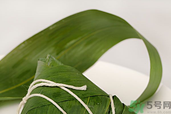 粽子和香蕉能一起吃嗎？粽子和香蕉一起吃好嗎？