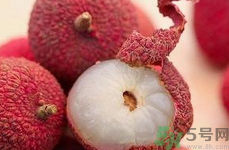 吃荔枝可以喝牛奶嗎？吃完荔枝喝牛奶好不好？