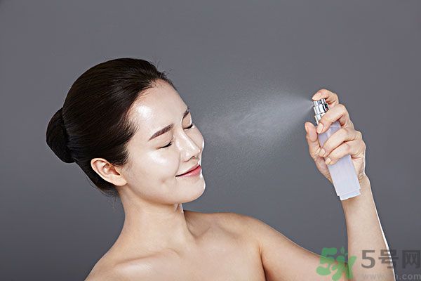 防曬噴霧可以噴臉嗎？防曬噴霧噴臉上好不好？