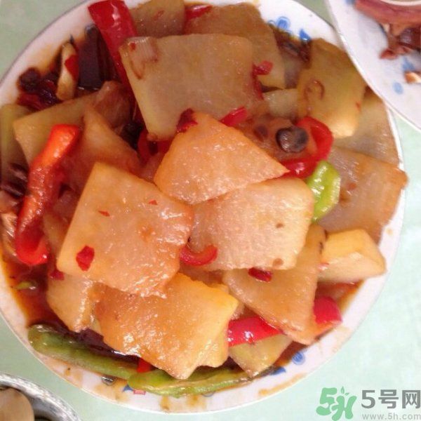 豆瓣醬的做法？豆瓣醬和黃豆醬的區(qū)別？
