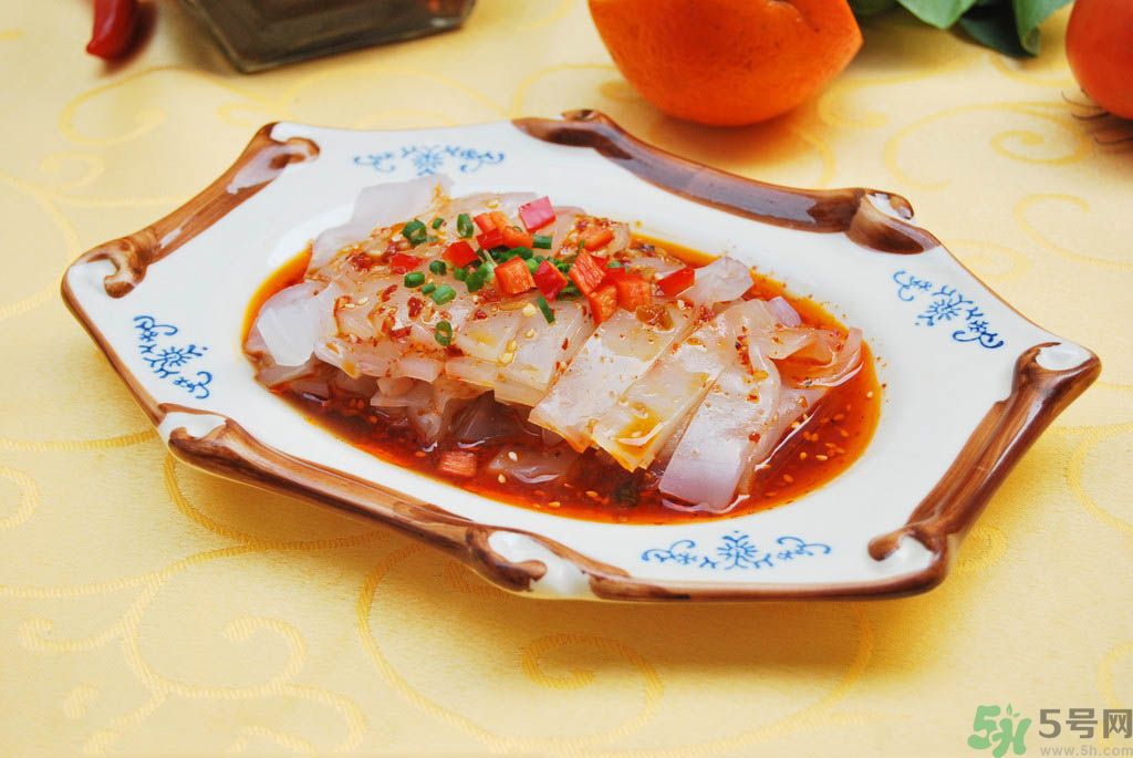 豆瓣醬的做法？豆瓣醬和黃豆醬的區(qū)別？