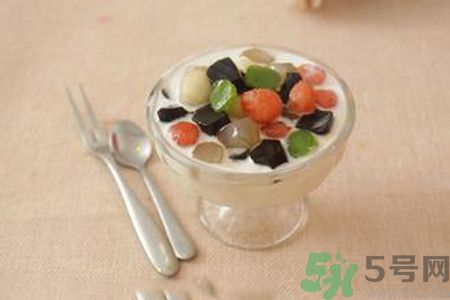 仙草芋圓會(huì)長胖嗎？仙草芋圓怎么做？