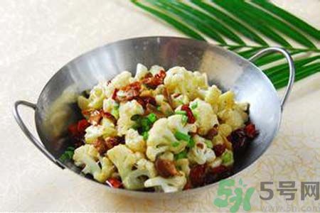 花菜可以和雞蛋一起吃嗎？花菜可以炒雞蛋嗎？