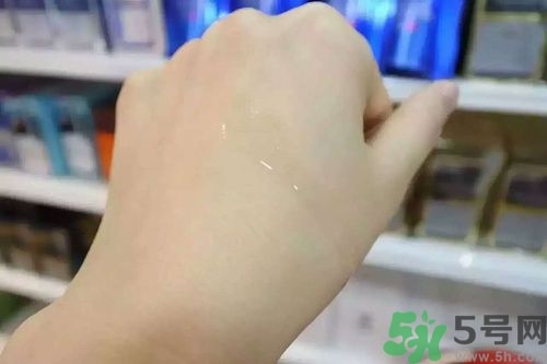 AHC神仙水效果怎么樣？AHC神仙水怎么用？