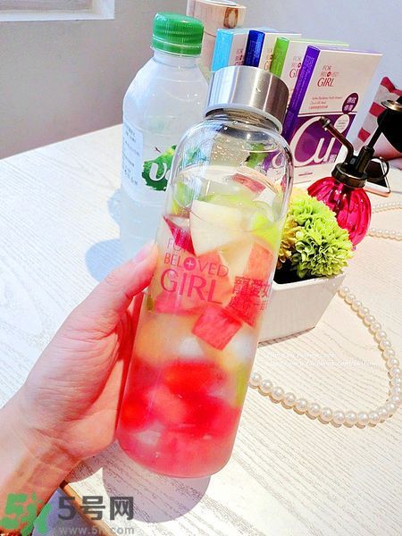 寵愛(ài)之名寵愛(ài)女孩面膜怎么樣？寵愛(ài)女孩礦物云絲面膜好用嗎？