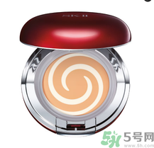 sk2棒棒糖粉凝霜好用嗎？skii粉凝霜使用方法
